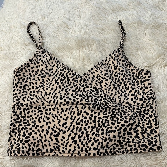 SHEIN Animal Print Cropped Top - Picture 2 of 8